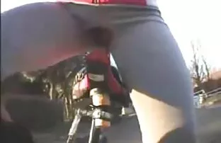 XXX אופניים יפניות בציבור.