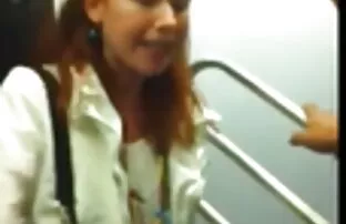 XXX אין אישה בלונדינית מאוד כועסת ב