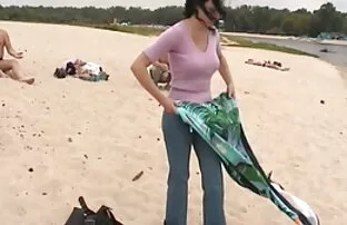 XXX ציבורי, חוף, נודיסטים. סרטוני סקס להורדה חינם