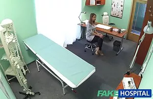 XXX סופרת חובבנית מוסתרת ע 
