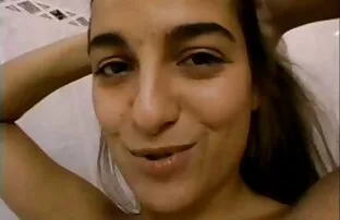 XXX ליל ' אנה השעירה תמתח את תחת הנוצות שלה.)) סרטי סקס חינם גייז