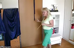 XXX הודו למבוגרים עם הורים שמבוגרים משחקים עם נשים. סרטים חינם אמא ובן