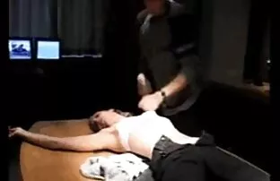 XXX יזם צעיר וחלום שהוא מאוד סקסי. סרטי סקס חינם רמה