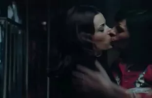XXX Name מזיין בלונדינית